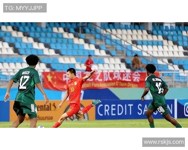 26号球星闪耀赛场引领球队攻防展现无与伦比的足球魅力